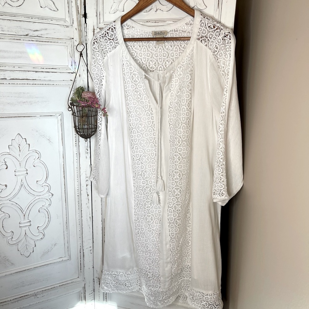 Lucky brand white mid-length dress